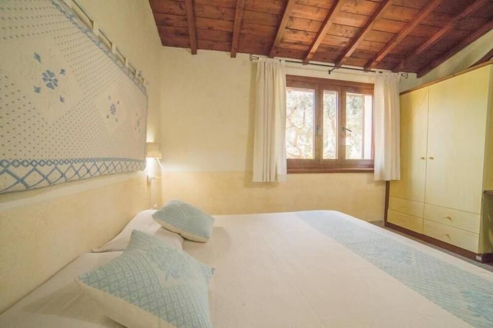 Photo of Bedroom in Solanas