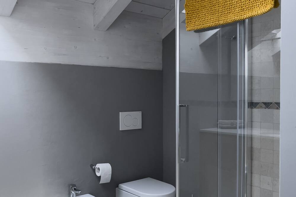 Photo of Bathroom in Pila