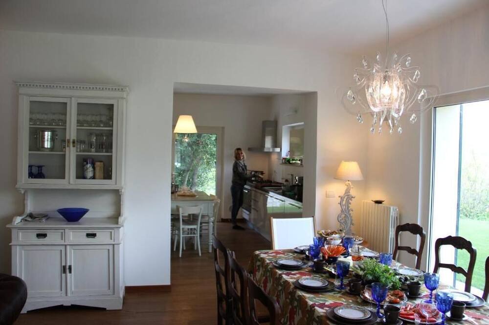 Photo of Kitchen in Venarotta