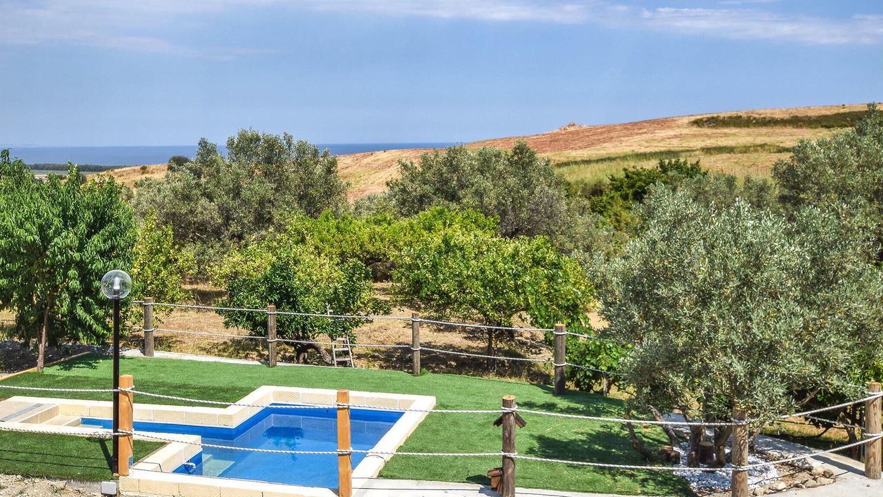 Photo of Outdoor in Staletti