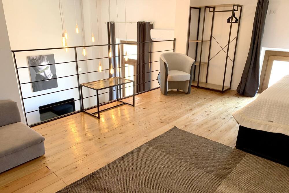 Photo of Livingroom in Marina District
