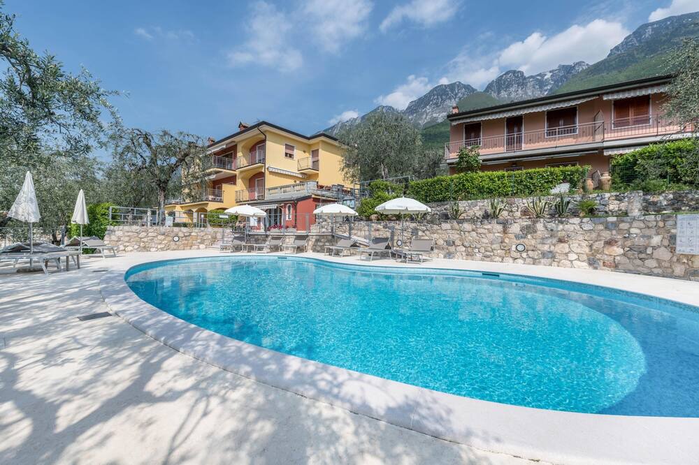 Photo of Outdoor in Assenza