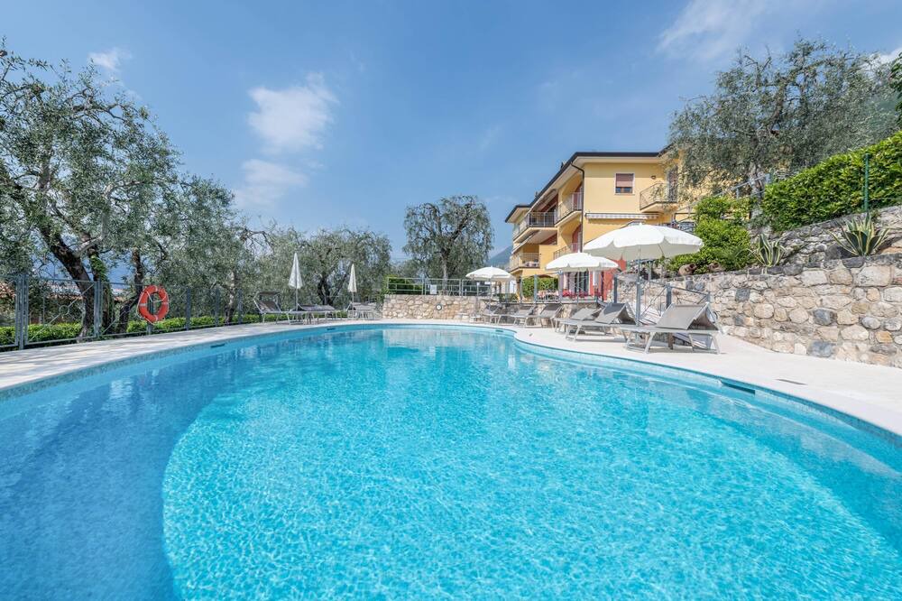 Photo of Outdoor in Assenza