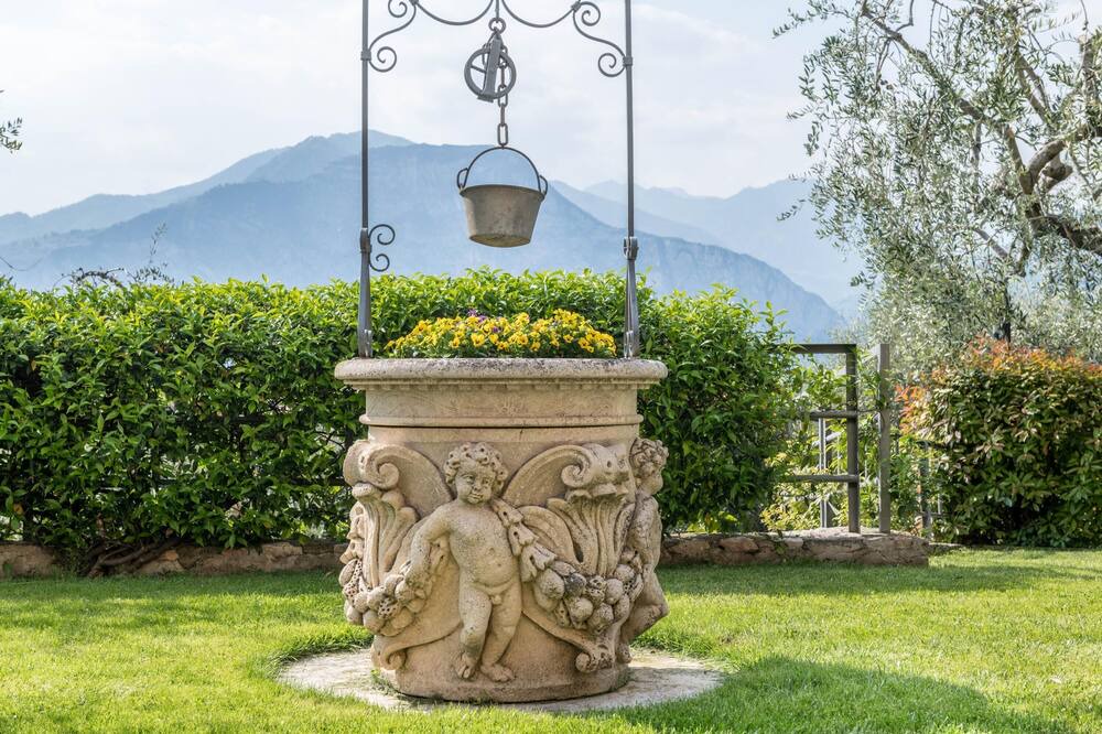 Photo of Outdoor in Assenza