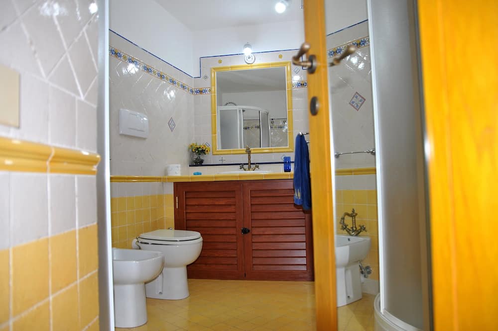Photo of Bathroom in Latina Lido