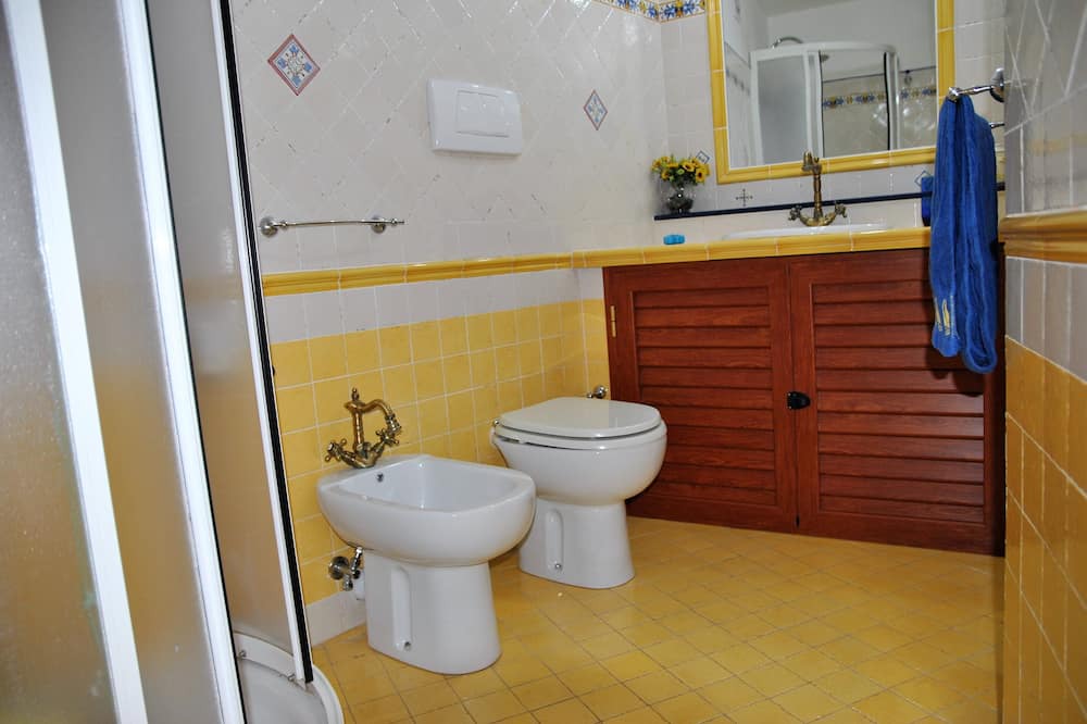 Photo of Bathroom in Latina Lido