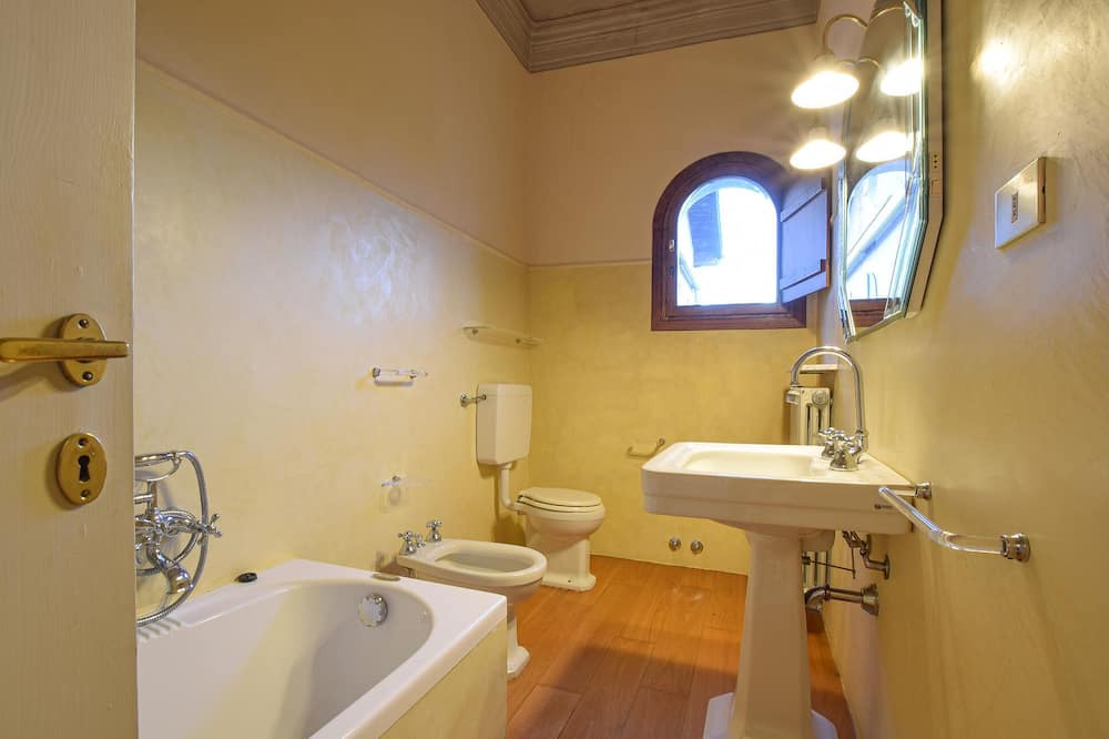 Photo of Bathroom in Cordovado