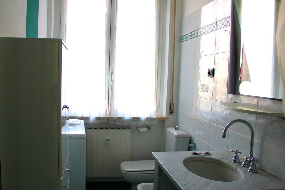 Photo of Bathroom in Sarzana