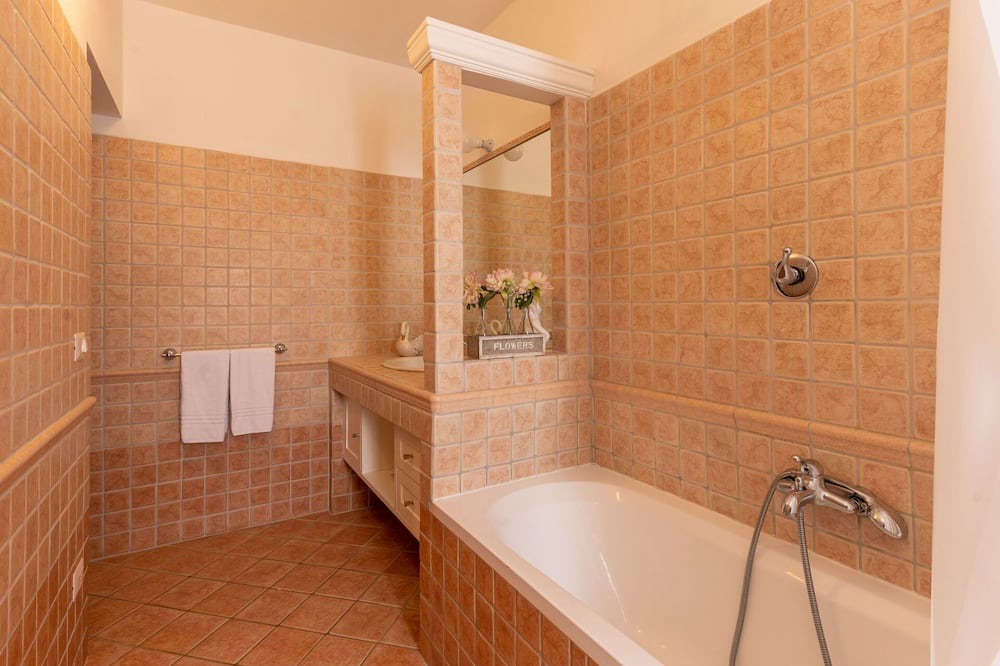 Photo of Bathroom in Montieri