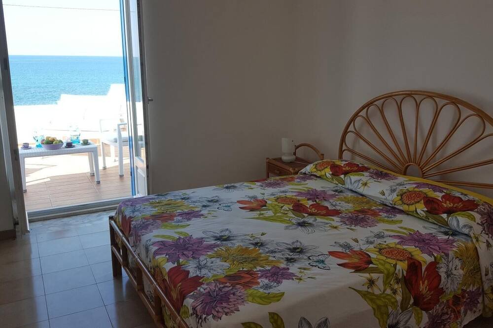 Photo of Bedroom in Joppolo