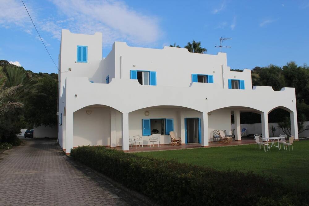Photo of Outdoor in Joppolo