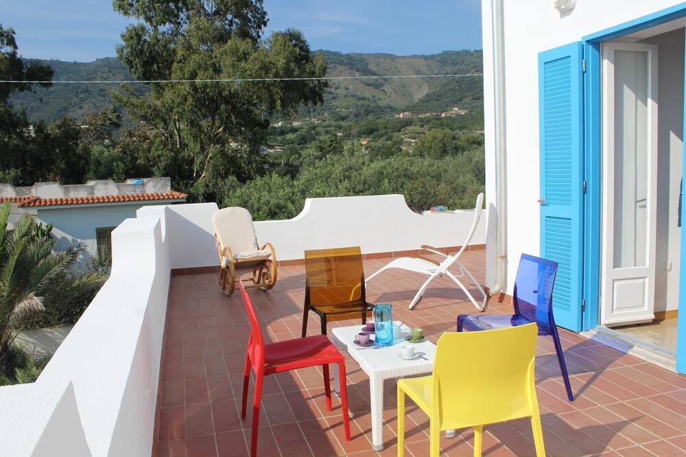 Photo of Outdoor in Joppolo