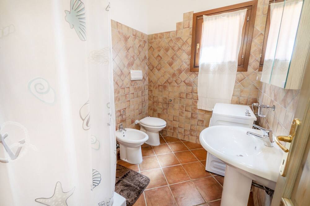Photo of Bathroom in Luddui