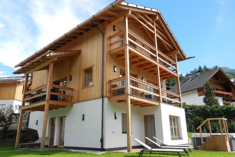 Photo of Outdoor in Mareo
