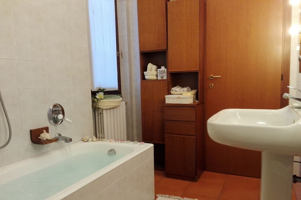 Photo of Bathroom in Villasanta