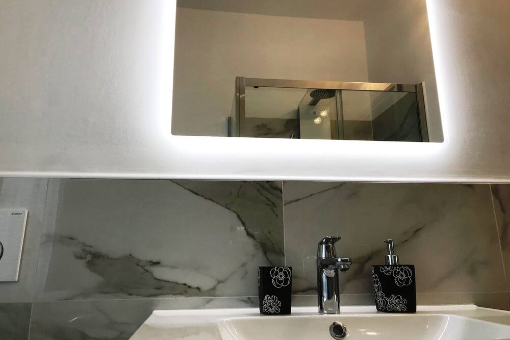Photo of Bathroom in Pasta