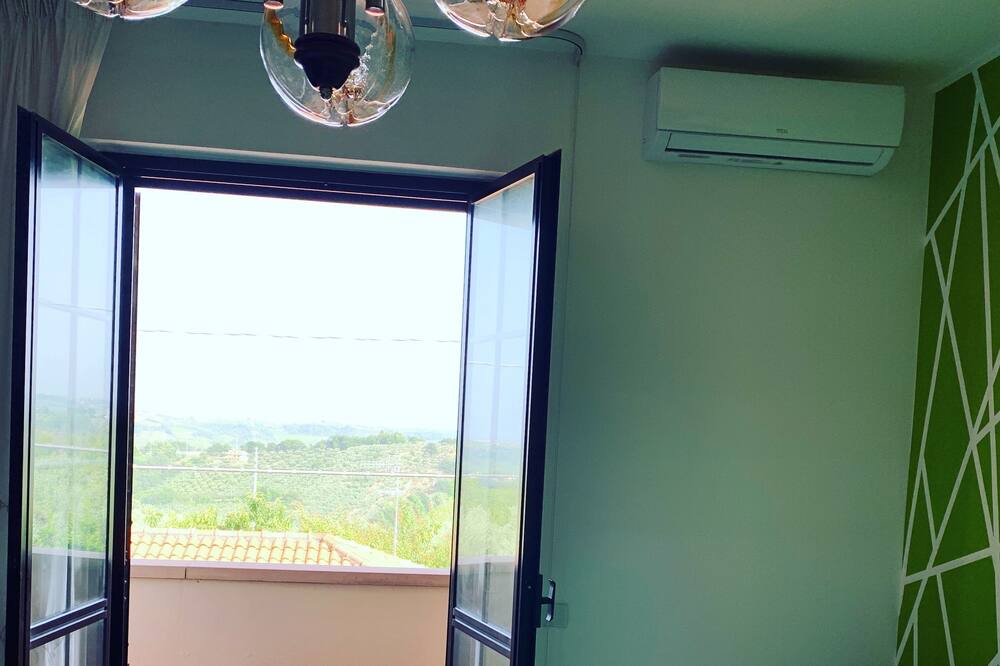 Photo of Bedroom in Torrevecchia Teatina