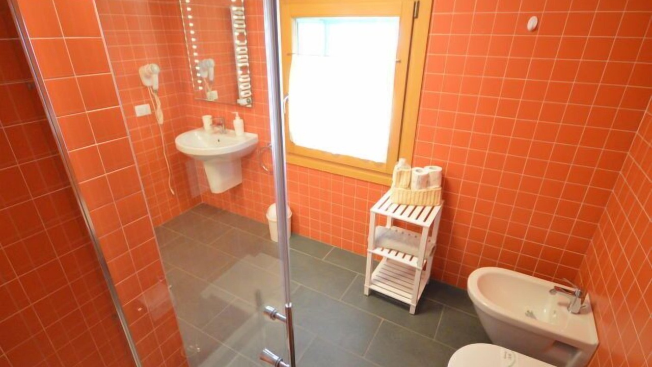 Photo of Bathroom in Raveo