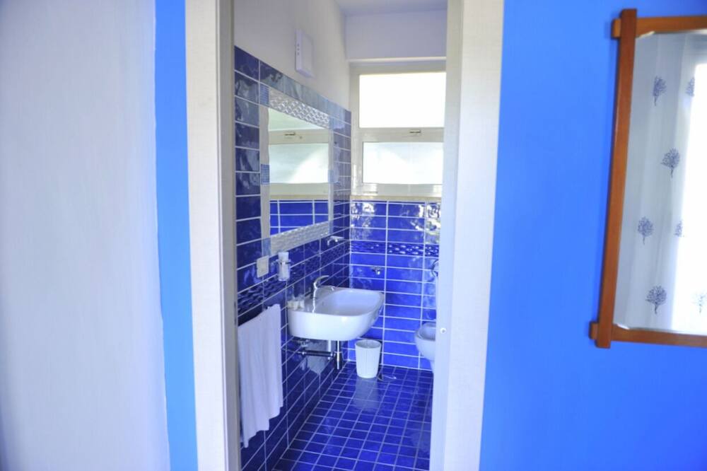 Photo of Bathroom in Baia Domizia