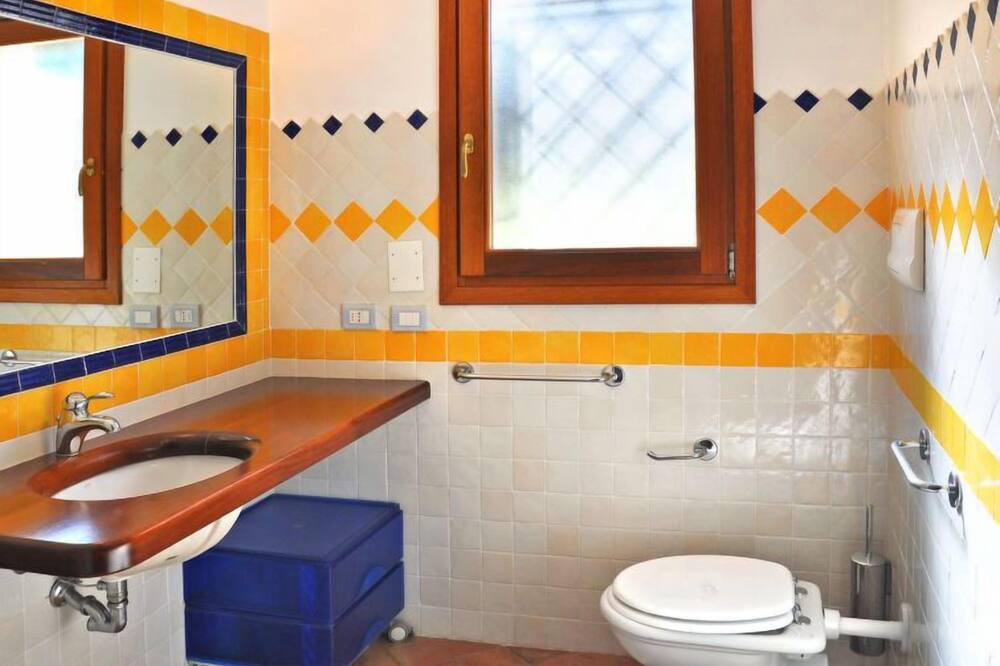 Photo of Bathroom in Luddui
