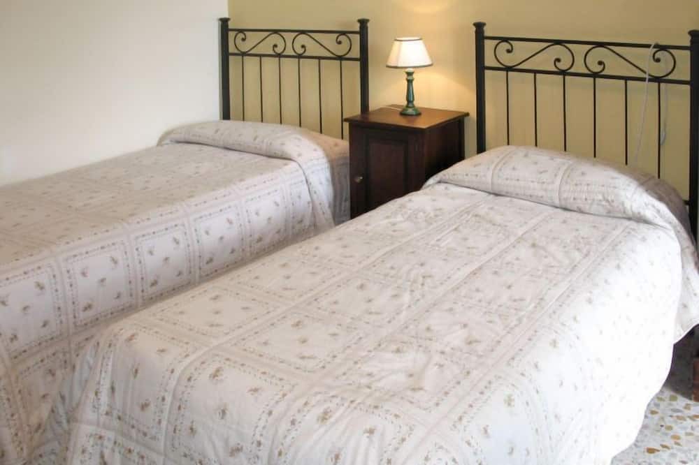 Photo of Bedroom in Molazzana