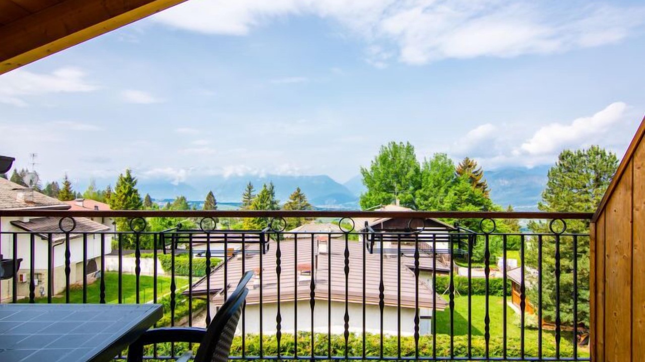 Photo of Outdoor in Ronzone