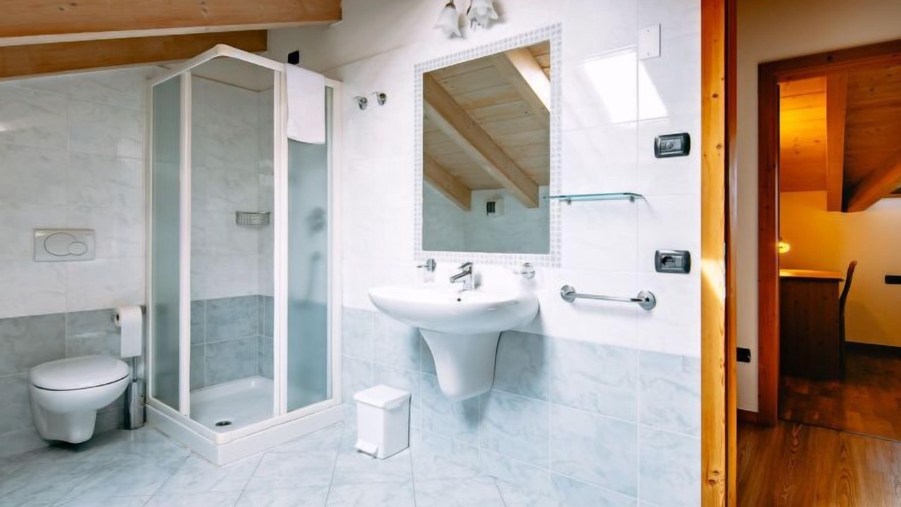 Photo of Bathroom in Ronzone