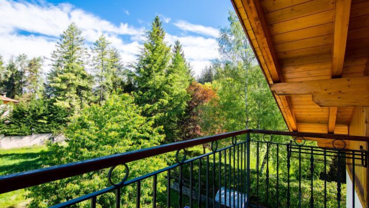Photo of Outdoor in Ronzone