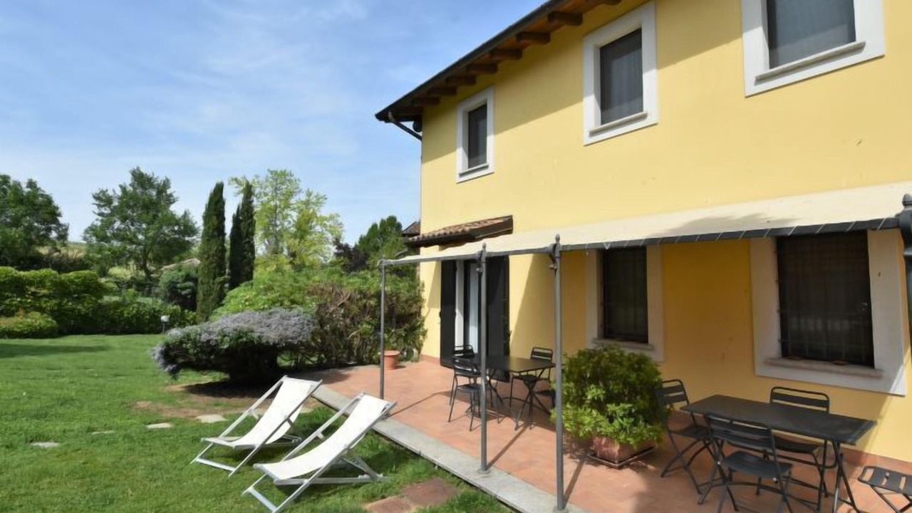 Photo of Outdoor in Castana