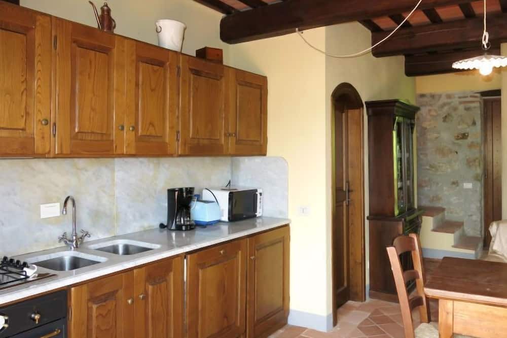 Photo of Kitchen in Molazzana