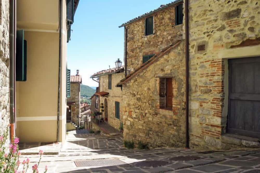 Photo of Outdoor in Montieri