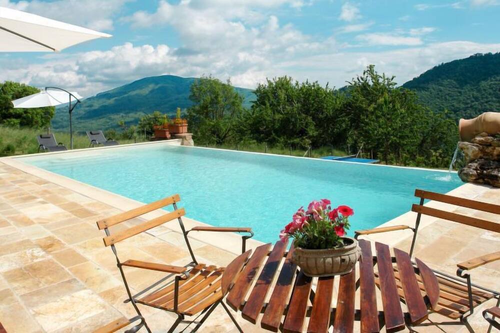 Photo of Outdoor in Montieri
