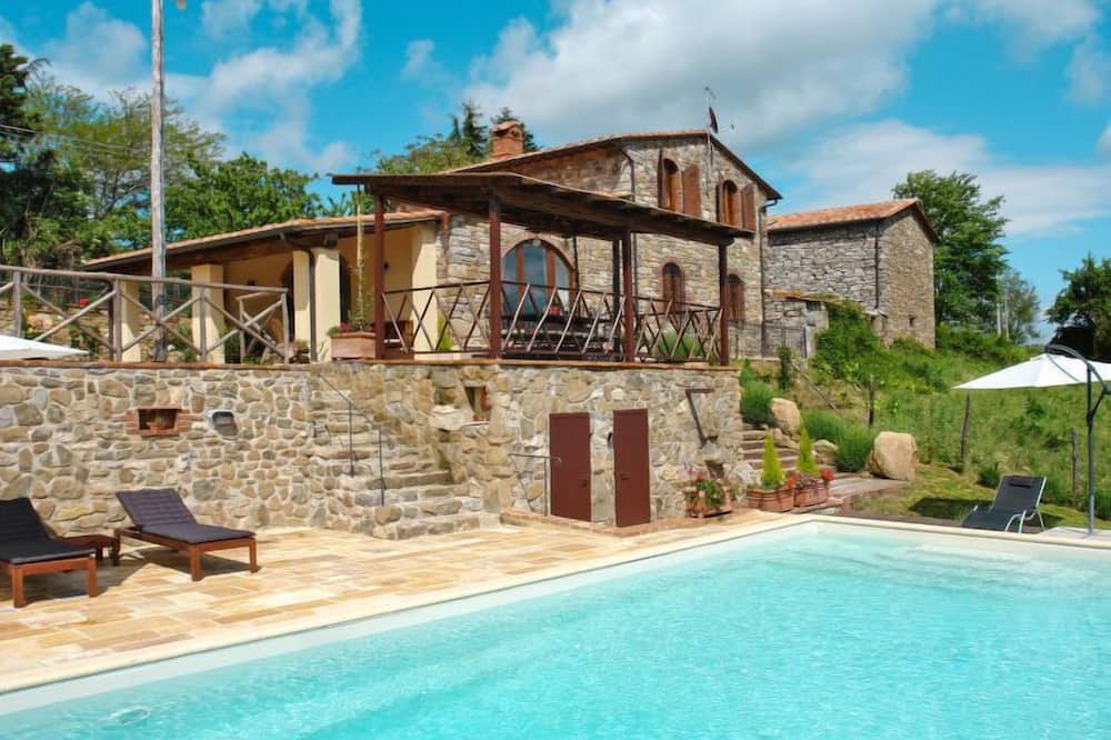 Photo of Outdoor in Montieri