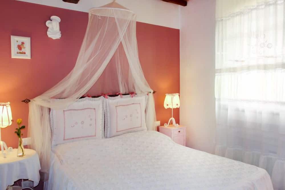 Photo of Bedroom in Montieri