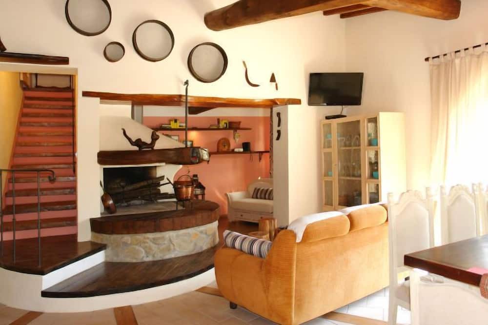 Photo of Livingroom in Montieri