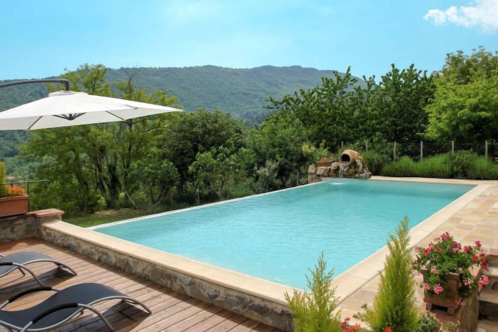 Photo of Outdoor in Montieri