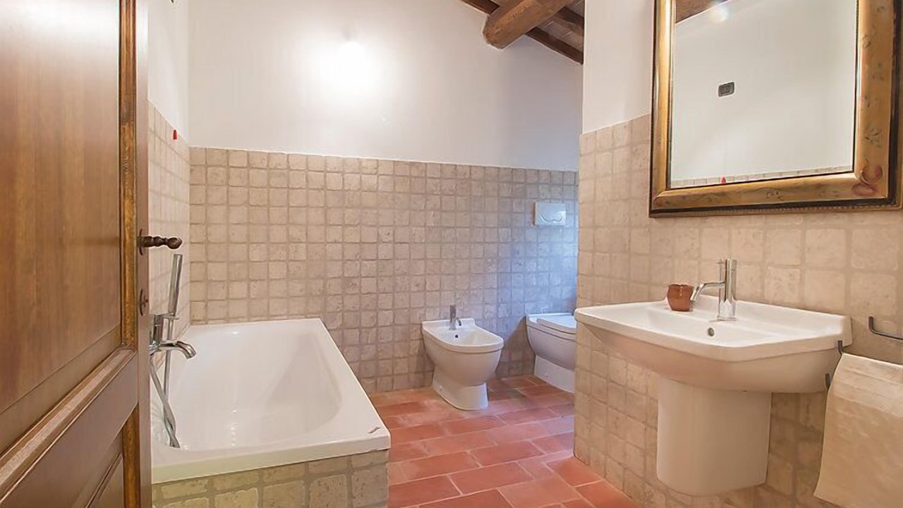 Photo of Bathroom in Castiglione della Valle
