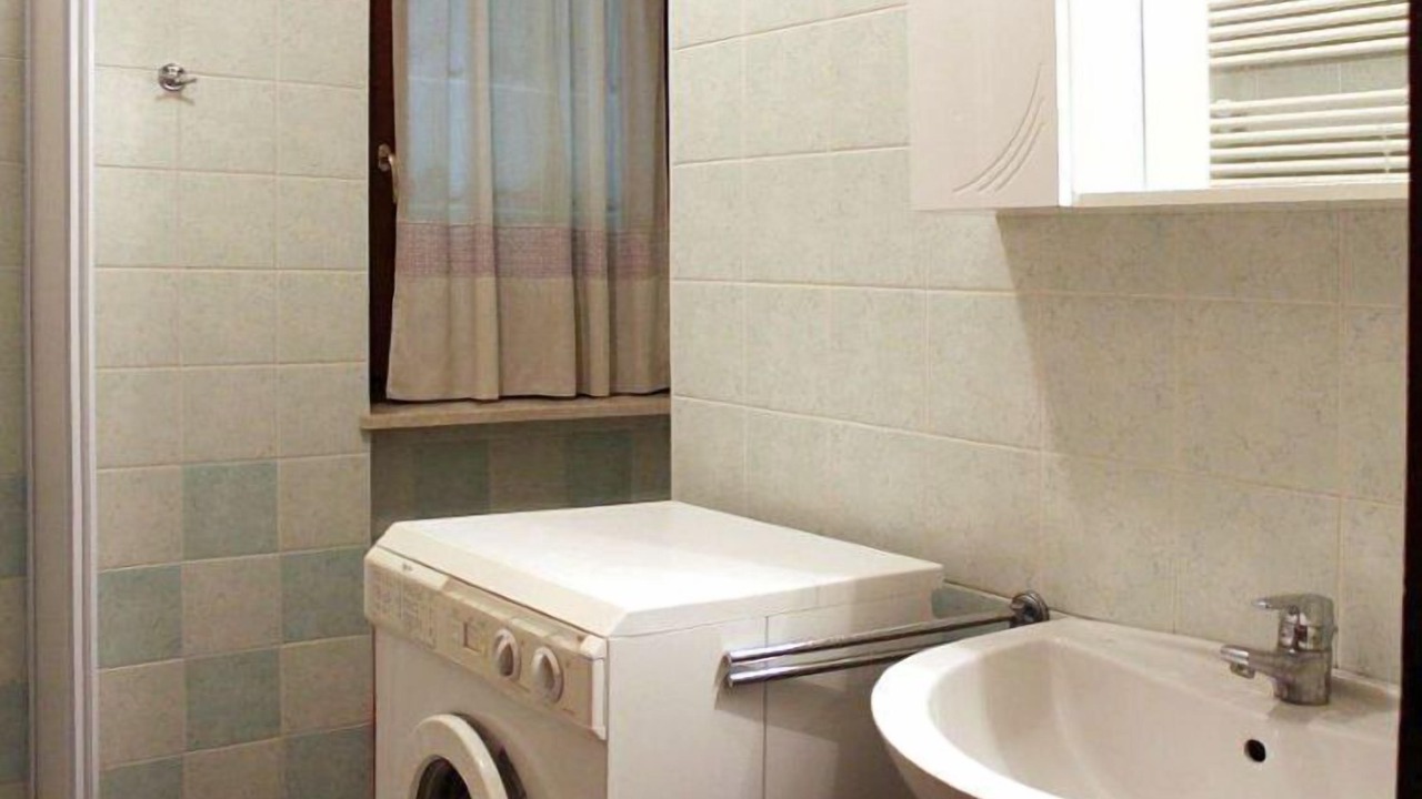 Photo of Bathroom in Cola