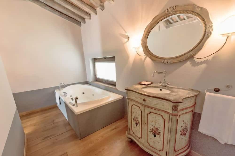Photo of Bedroom in Passignano sul Trasimeno