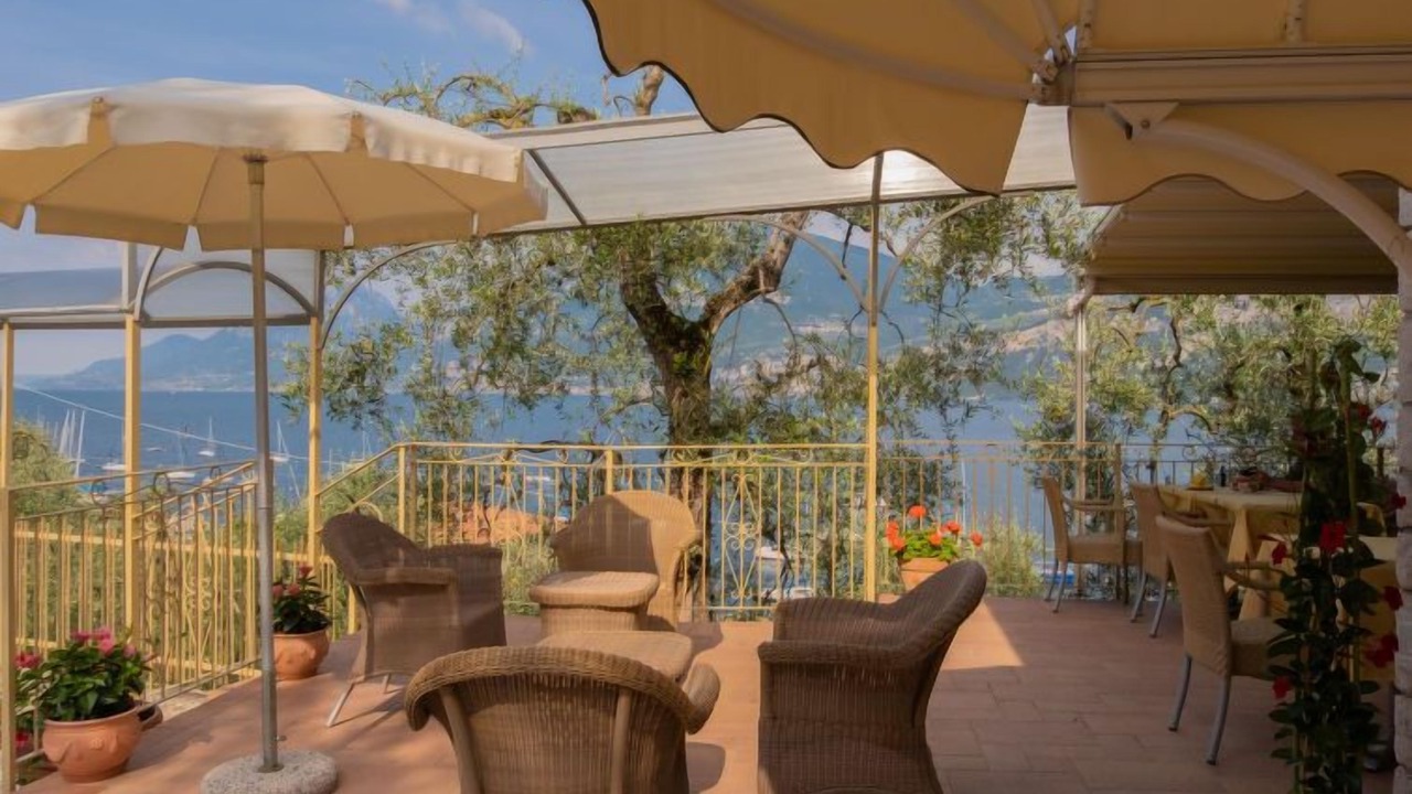 Photo of Patio Balcony in Assenza