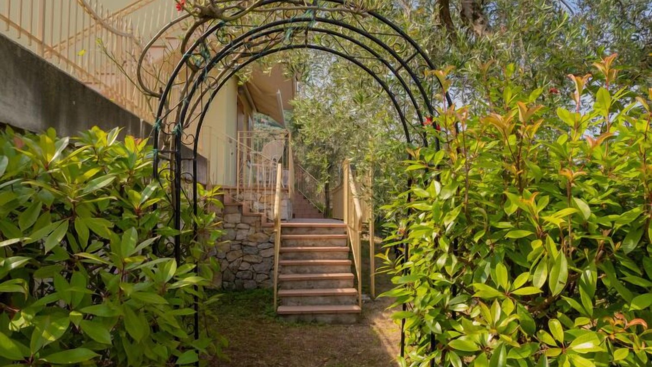 Photo of Outdoor in Assenza