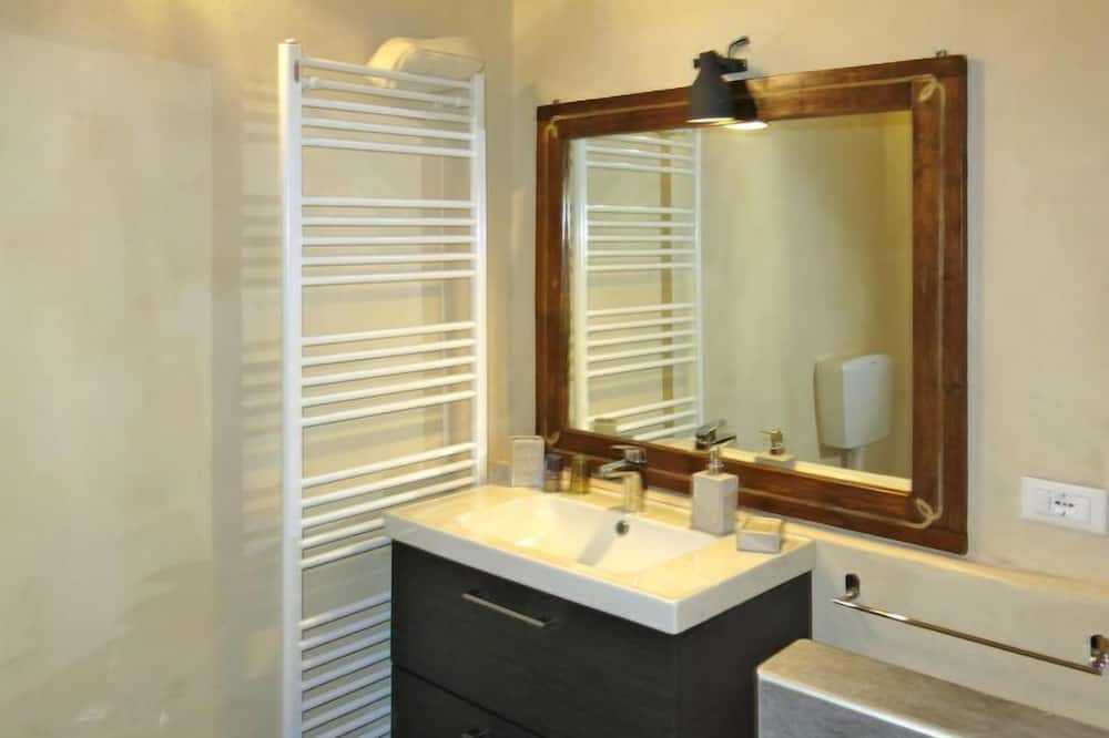 Photo of Bathroom in Sanico