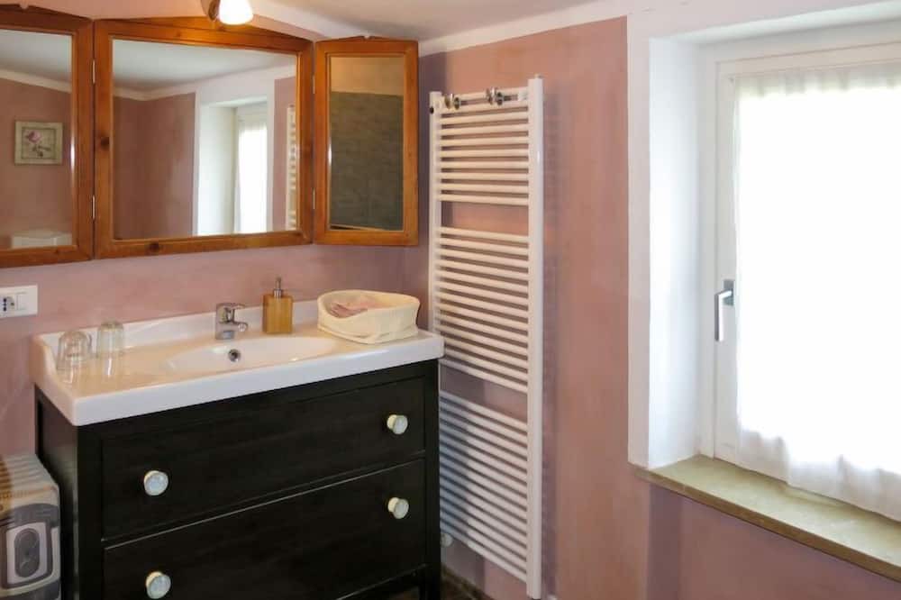 Photo of Bathroom in Sanico