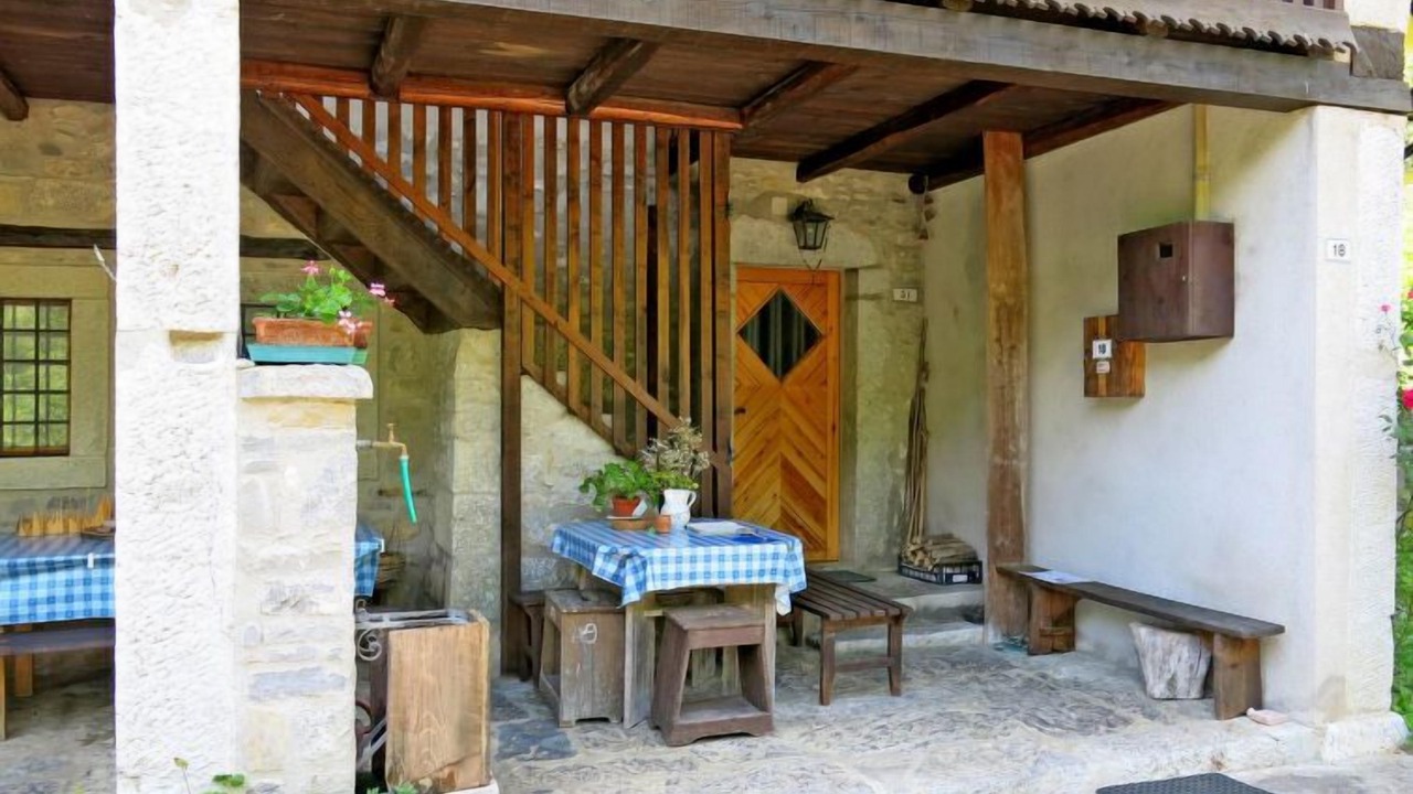 Photo of Patio Balcony in Cepletischis