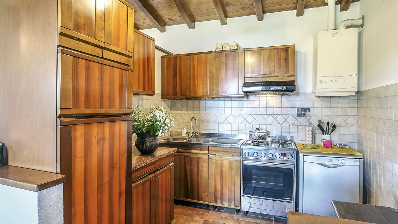 Photo of Kitchen in Molazzana