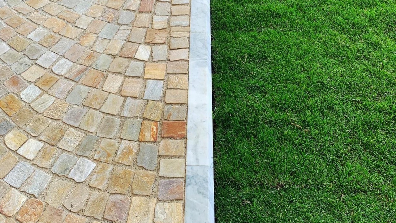 Photo of Outdoor in Carrara