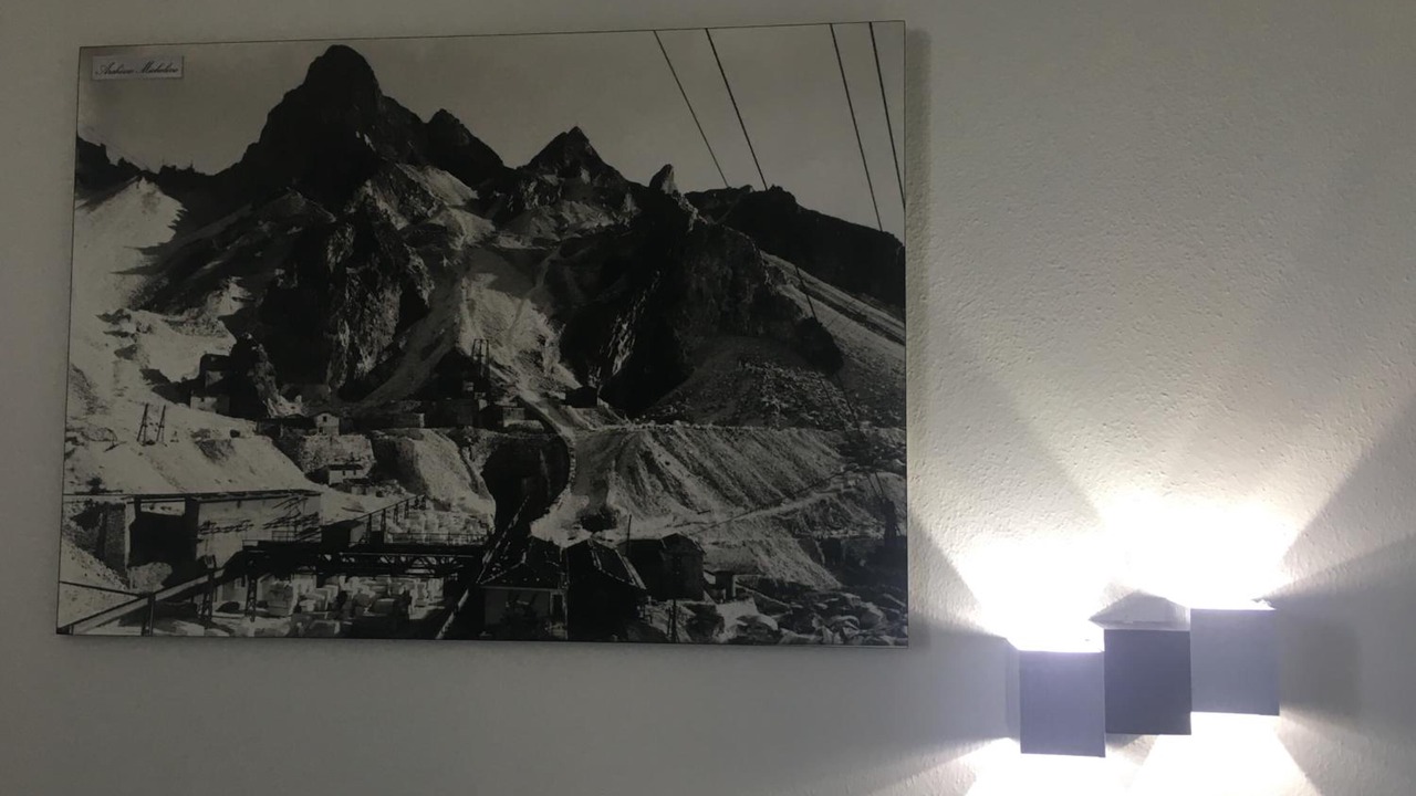 Photo of Others in Carrara