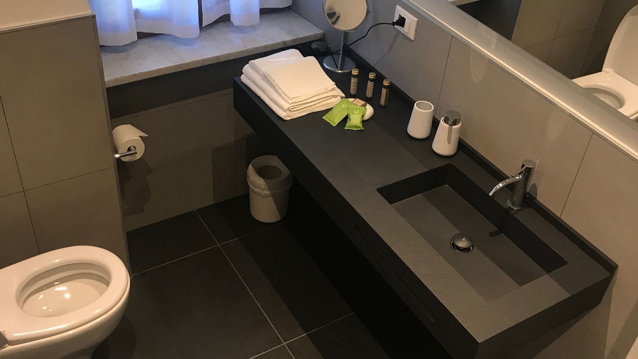 Photo of Bathroom in Carrara