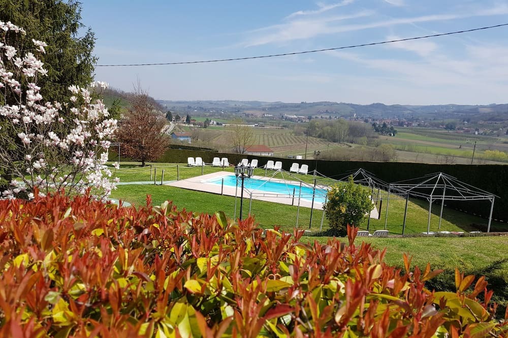 Photo of Outdoor in San Marzano Oliveto