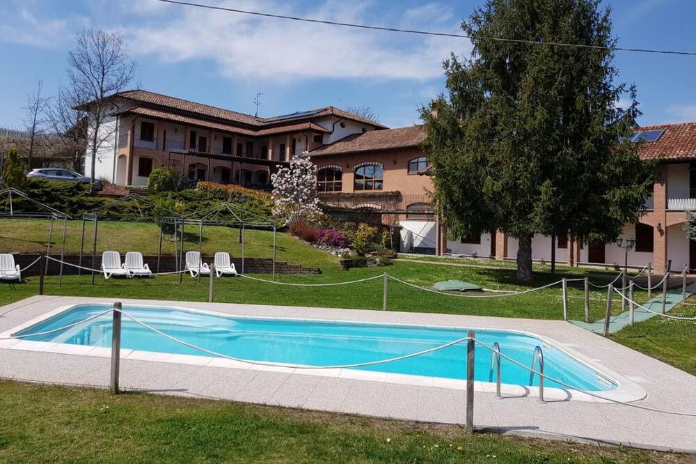Photo of Outdoor in San Marzano Oliveto